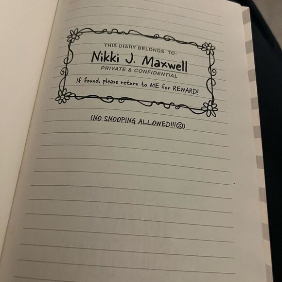 Dork Diaries Book - Yellow Cover - Picture 2 of 4